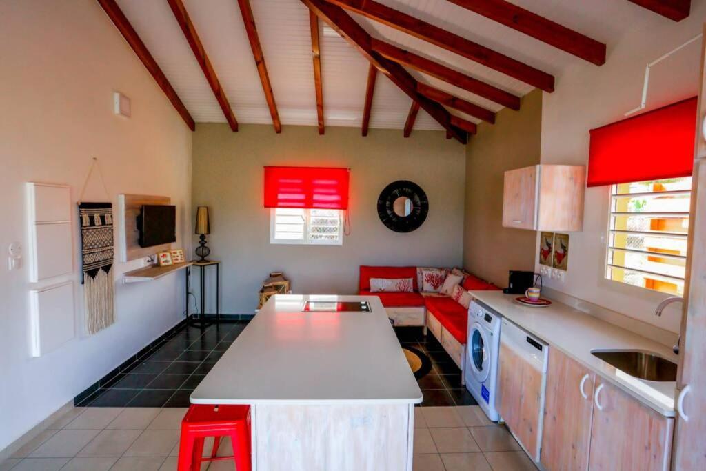 Apartmán Kaz Corail Sainte-Anne  Exteriér fotografie